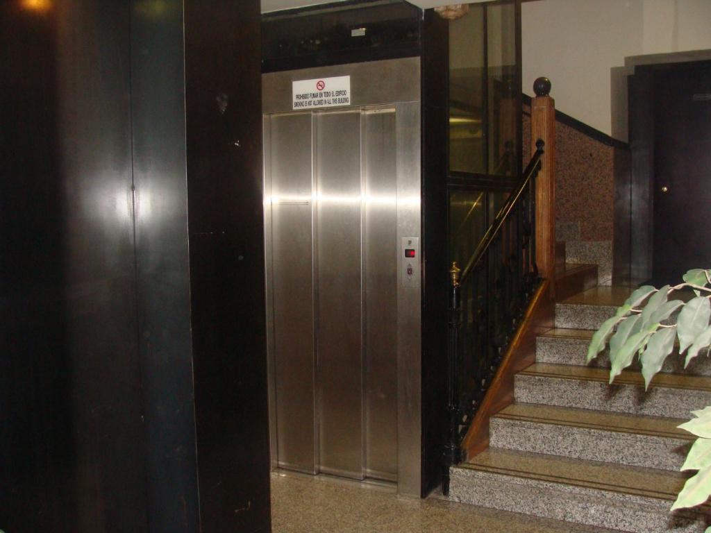 Inter Puerta Del Sol Auto Check In Gasthuis 3*